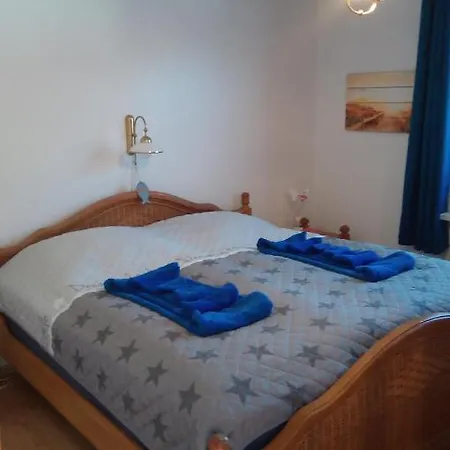 Haus Der 16 Seen Dom wakacyjny Krakow am See